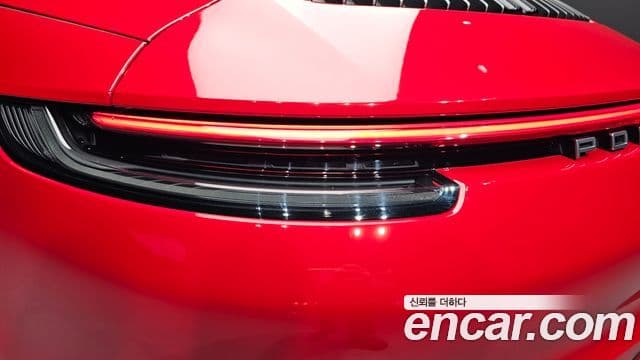 Porsche 911 2021 — Photo 24/30
