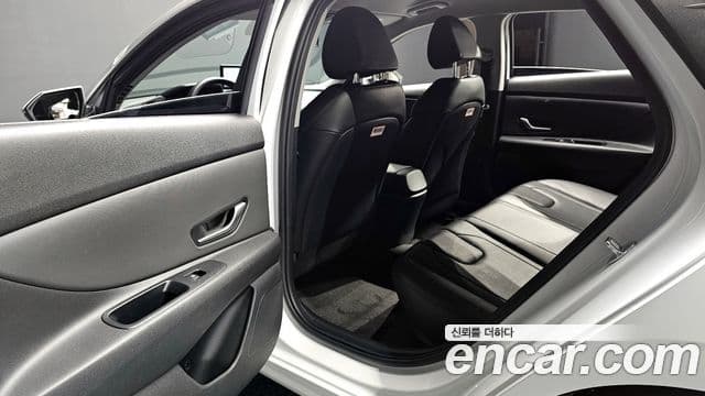 Hyundai The New Avante Hybrid 2022 — Photo 5/31