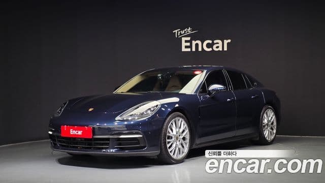 Porsche Panamera 2018 — ფოტო 1/20