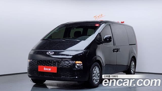 Hyundai Staria 2023 — ფოტო 1/20