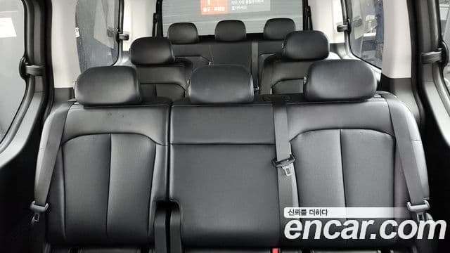Hyundai Staria 2023 — ფოტო 19/20