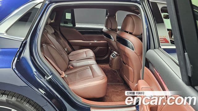 Genesis G90 2023 — Photo 18/30