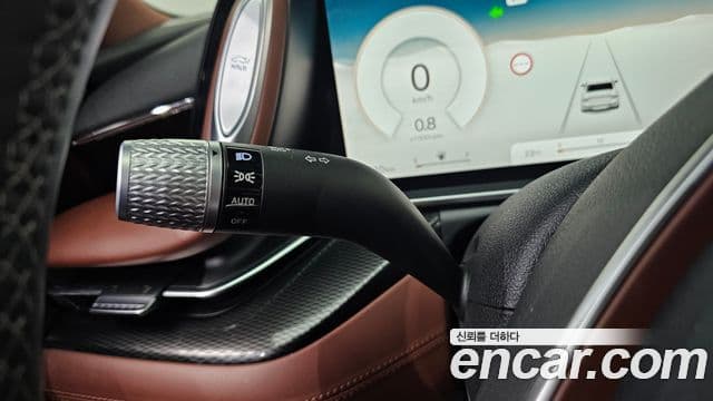 Genesis G90 2023 — Photo 27/30