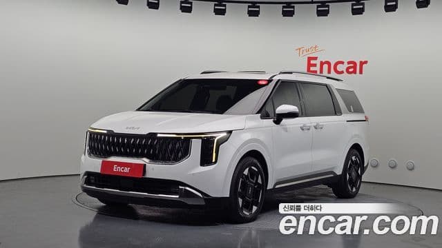 Kia Carnival 2024 — ფოტო 9/20
