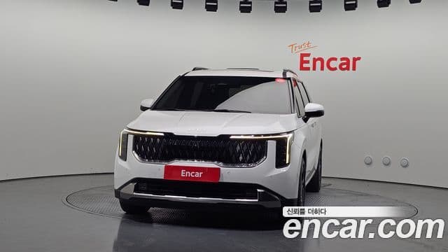 Kia Carnival 2024 — ფოტო 2/20