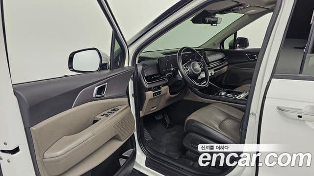 Kia Carnival 2024 — ფოტო 8/20