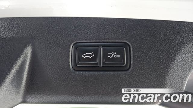 Kia Carnival 2024 — ფოტო 16/20