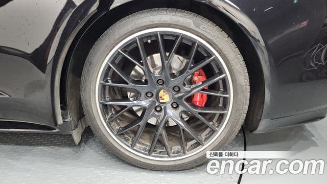 Porsche Panamera 2020 — Şəkil 30/37