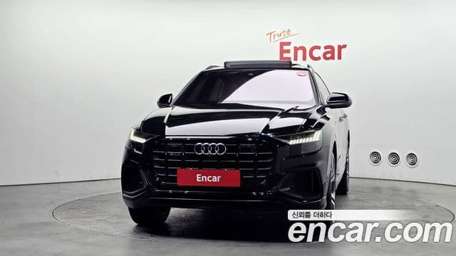 Audi Q8 2023 — ფოტო 17/20