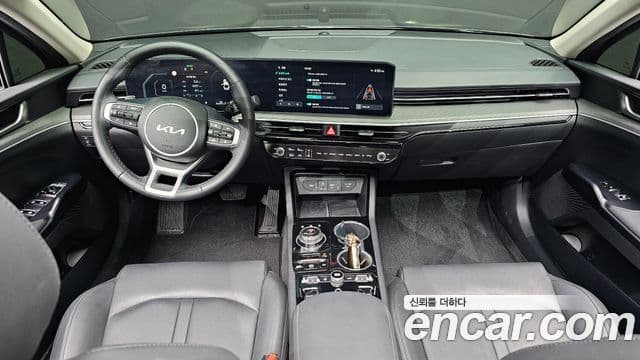 Kia K5 2024 — ფოტო 7/20