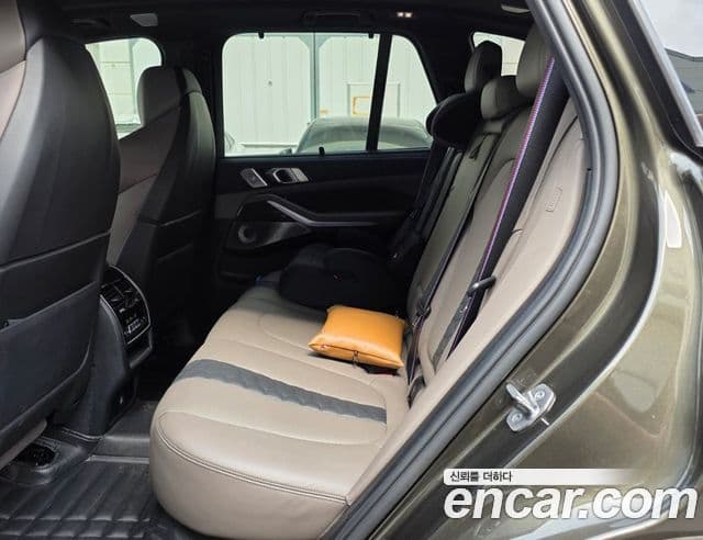 BMW X5M 2022 — Photo 14/15
