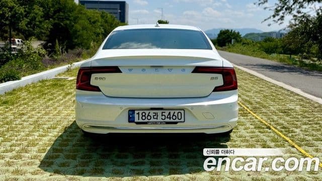 Volvo S90 2024 — ფოტო 4/20