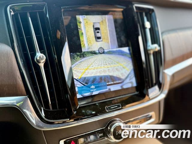 Volvo S90 2024 — ფოტო 18/20