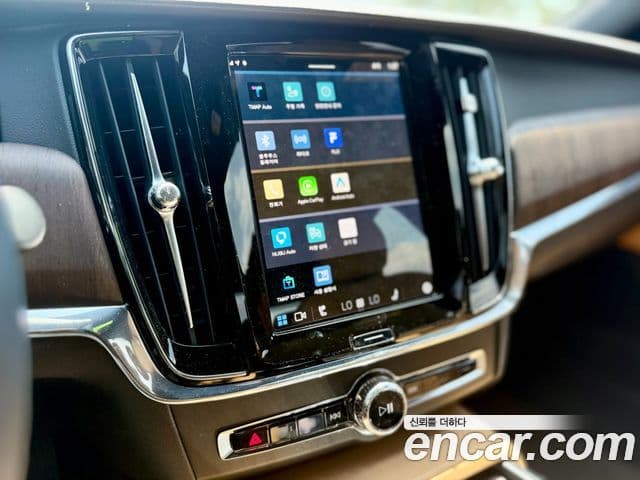 Volvo S90 2024 — ფოტო 19/20