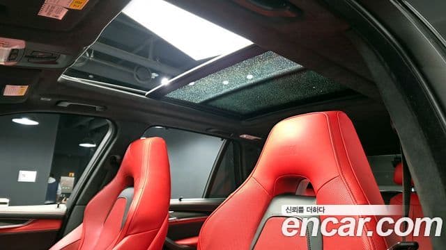 BMW X5 2018 — фото 16 из 20