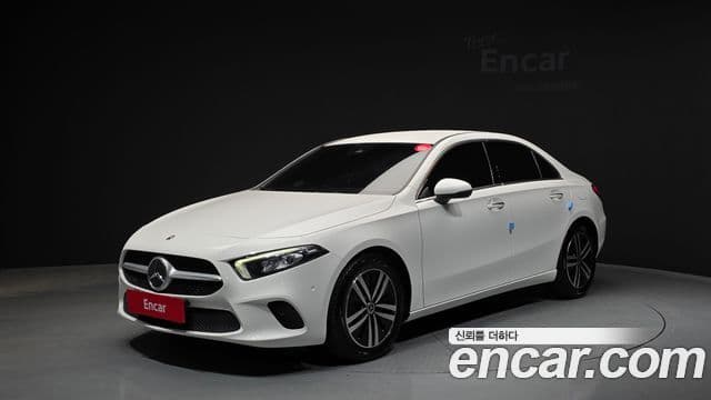 Mercedes-Benz A-Class 2023 — Şəkil 1/20