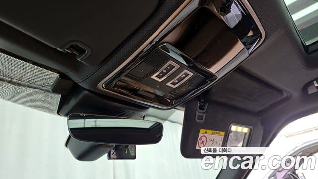 Land Rover Range Rover 2018 — ფოტო 18/20