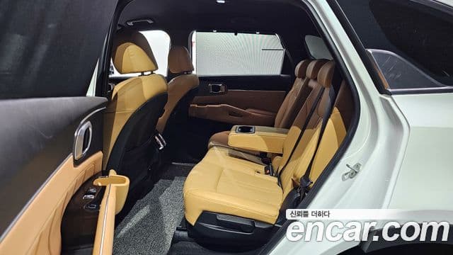 Kia Sorento 2022 — Şəkil 11/20