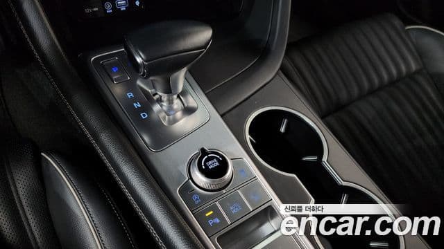 Genesis G70 2020 — Photo 9/31