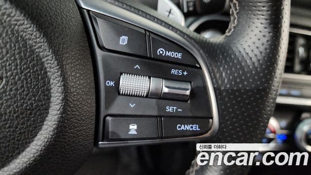 Genesis G70 2020 — Photo 25/31