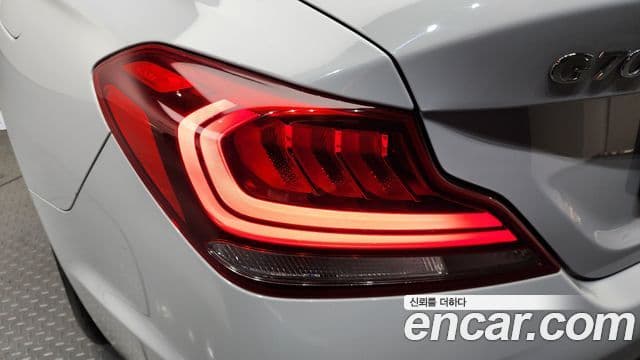 Genesis G70 2020 — Photo 23/31