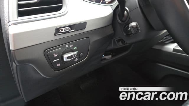 Audi Q7 2019 — Şəkil 15/20