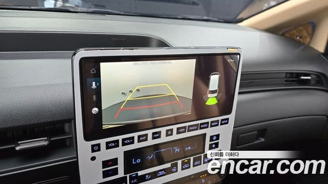 Hyundai Staria 2022 — Фото 13/20
