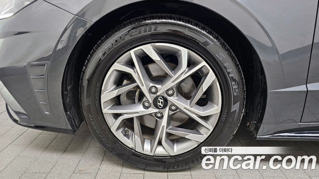 Hyundai Sonata 2021 — ფოტო 5/20