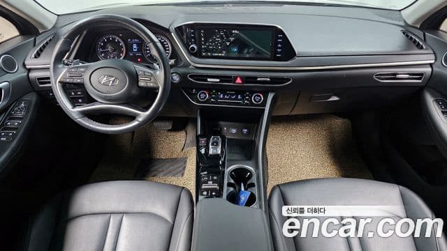 Hyundai Sonata 2021 — ფოტო 7/20
