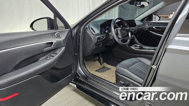 Hyundai Sonata 2021 — ფოტო 10/20