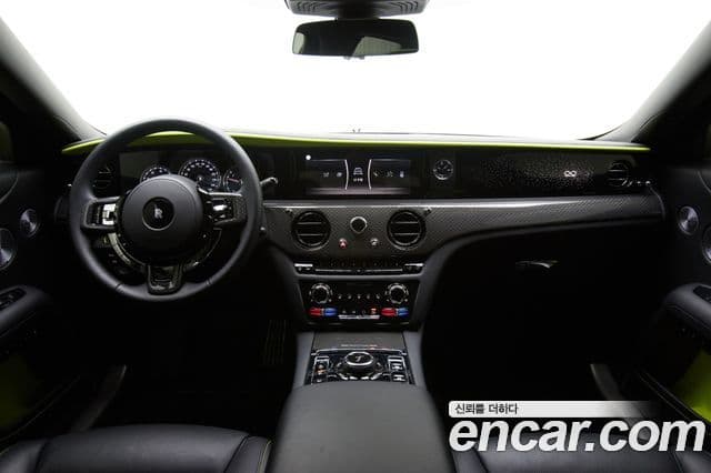 Rolls-Royce Ghost 2024 — ფოტო 6/16