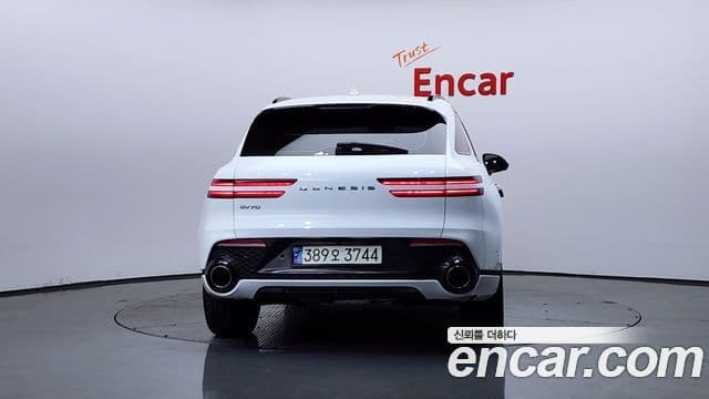 Genesis GV70 2021 — ფოტო 4/20