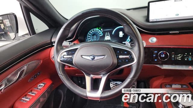 Genesis GV70 2021 — ფოტო 13/20