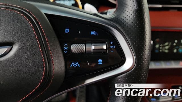 Genesis GV70 2021 — ფოტო 16/20