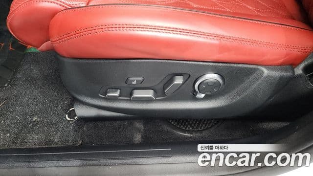Genesis GV70 2021 — Şəkil 20/39