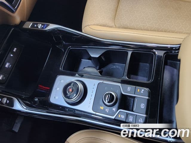 Kia Sorento 2022 — ფოტო 11/20