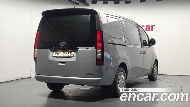 Hyundai Staria 2021 — Şəkil 2/20