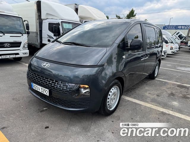 Hyundai Staria 2022 — ფოტო 3/19