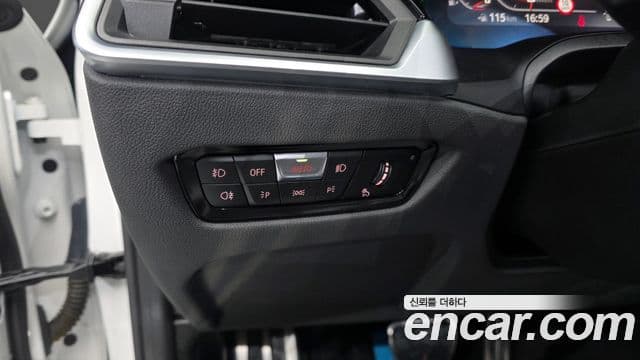 BMW 4 Series 2022 — ფოტო 14/20
