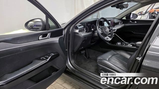 Kia K5 2022 — фото 10 из 20