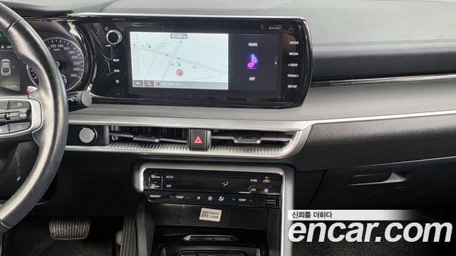 Kia K5 2022 — Şəkil 14/20