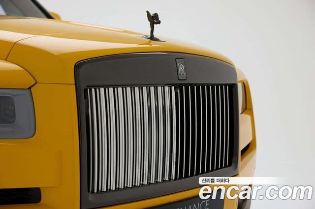 Rolls-Royce Cullinan 2024 — ფოტო 4/19