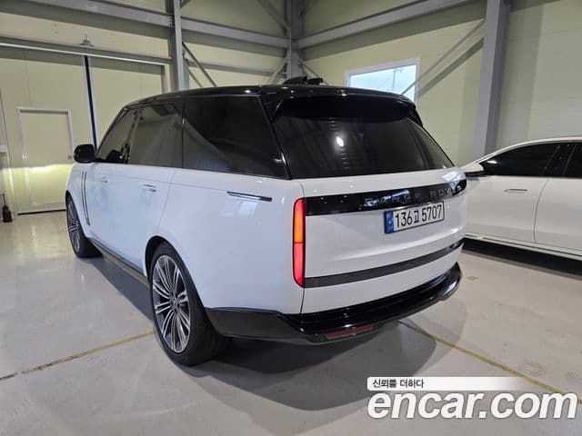 Land Rover Range Rover 2024 — ფოტო 1/20