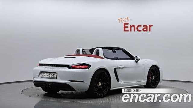 Porsche 718 Boxster 2018 — ფოტო 2/20