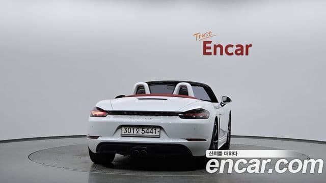 Porsche 718 Boxster 2018 — ფოტო 4/20