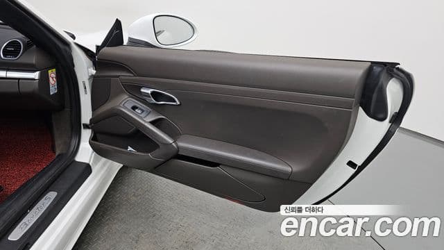Porsche 718 Boxster 2018 — Photo 30/31