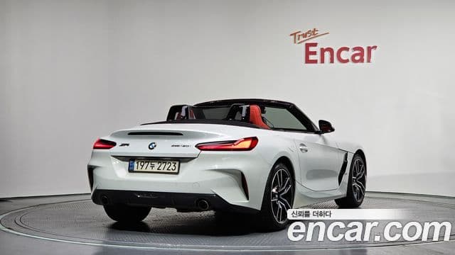 BMW Z4 2019 — ფოტო 2/20
