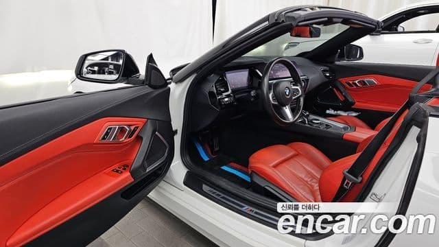 BMW Z4 2019 — ფოტო 10/20