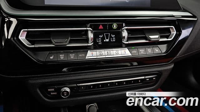 BMW Z4 2019 — Şəkil 24/32