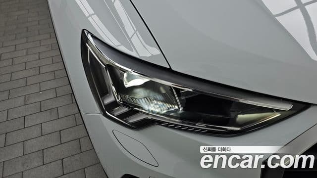 Audi Q3 2025 — ფოტო 18/33